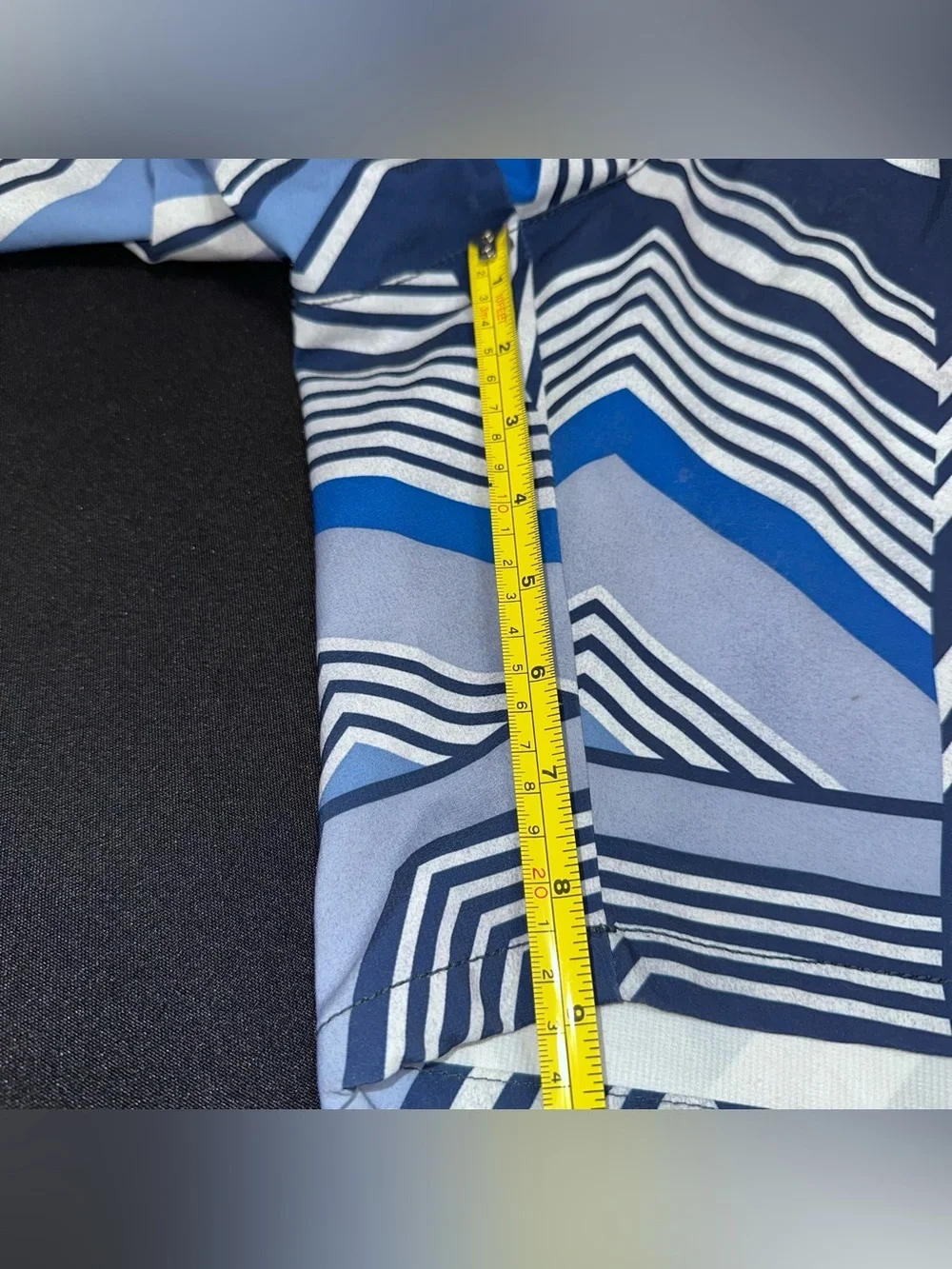 Tommy Bahama bold geometric